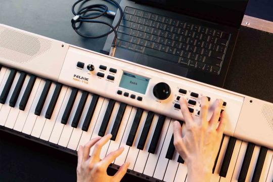 Синтезатор Nux NEK-110-WH - Синтезатор, 61 клавиша - фото 8